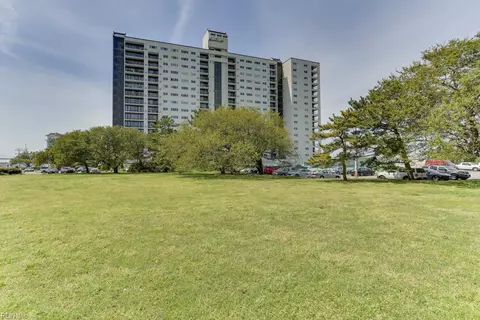 3288 Page Ave # 306, Virginia Beach, VA 23451