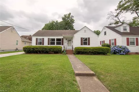 3917 Scott St, Portsmouth, VA 23707