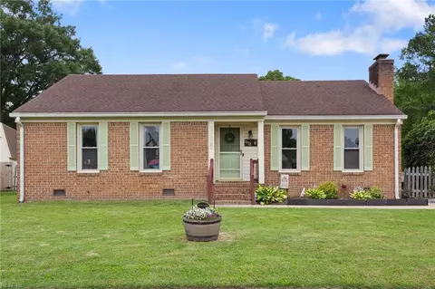 1032 Kincaid Ter, Chesapeake, VA 23320