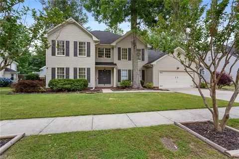 2820 Crossings Dr, Chesapeake, VA 23321