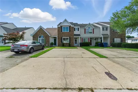 842 Old Clubhouse Rd, Virginia Beach, VA 23453