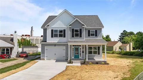 4 Roundtree Cir, Hampton, VA 23661