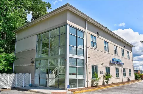 6044 Providence Rd, Virginia Beach, VA 23464