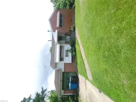 536 Longfellow Ave, Virginia Beach, VA 23462