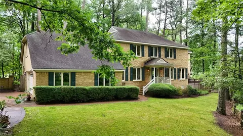 928 S Spigel Dr, Virginia Beach, VA 23454