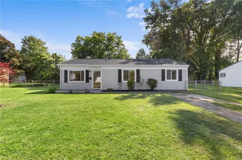 773 Holladay Ln, Virginia Beach, VA 23455