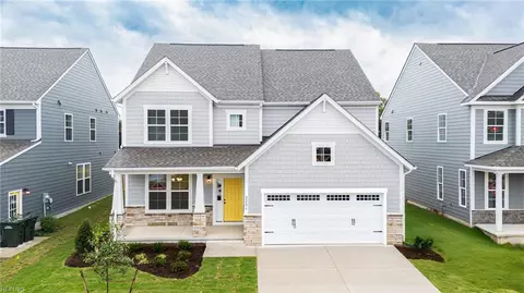 2226 Patrick Dr, Suffolk, VA 23435