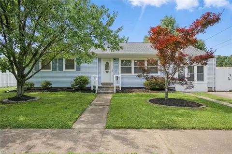 1424 Sunset Dr, Norfolk, VA 23503