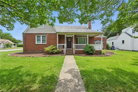 985 Wolcott Ave, Norfolk, VA 23513