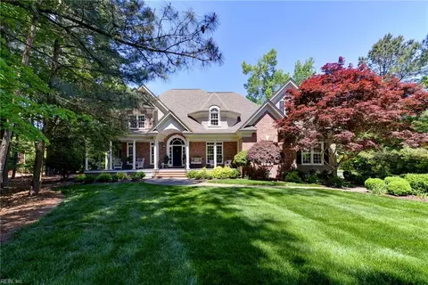 2801 Bennetts Pond Rd, Williamsburg, VA 23185