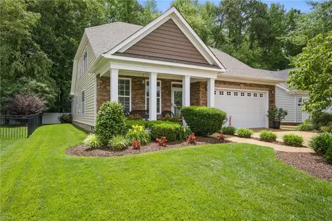 2972 Elegance Ln, Virginia Beach, VA 23456