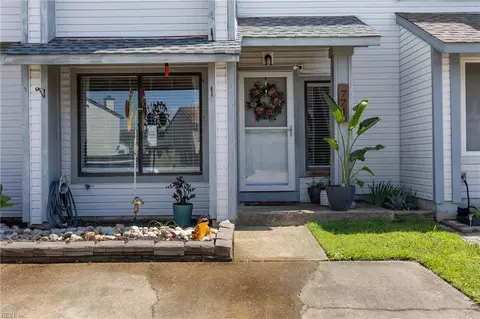 774 Quesnel Dr, Virginia Beach, VA 23454