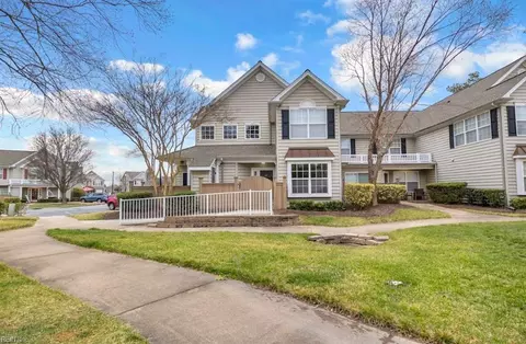 903 Lakeside Dr, Suffolk, VA 23435
