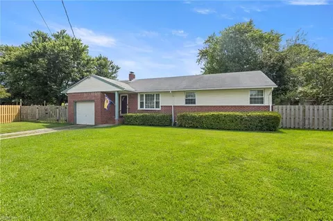 2937 Murray Ct, Norfolk, VA 23518