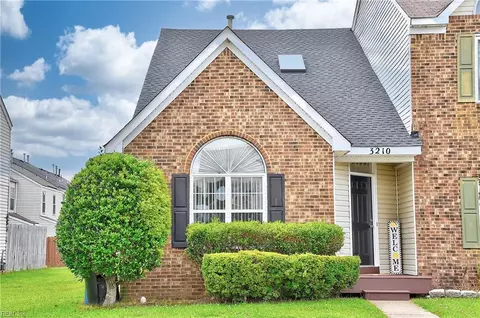 3210 Forest Green Dr, Virginia Beach, VA 23453