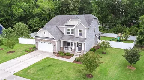 1433 Thrasher Lndg, Chesapeake, VA 23320