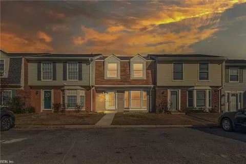 3720 Northwood Ct, Virginia Beach, VA 23452