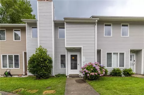 3724 Radford Cir, Chesapeake, VA 23321