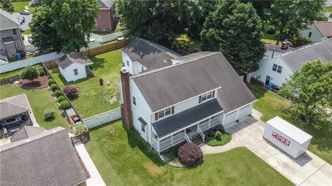 619 Emerald Ct, Chesapeake, VA 23320