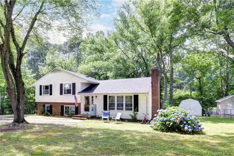 126 Oslo Ct, Williamsburg, VA 23188
