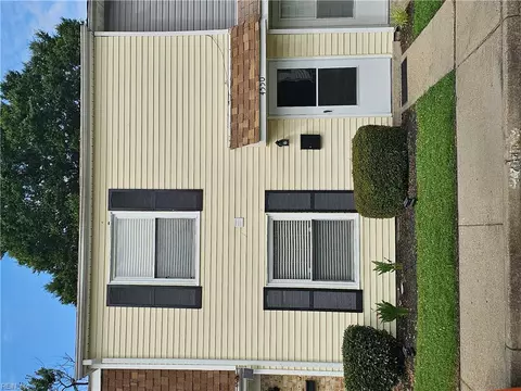 4550 Greenwood Dr, Portsmouth, VA 23701