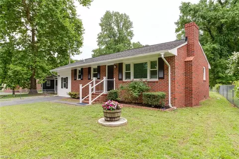 194 Railroad St, Williamsburg, VA 23185