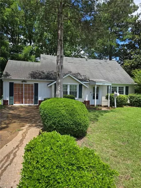 857 Round Bay Ct, Norfolk, VA 23502
