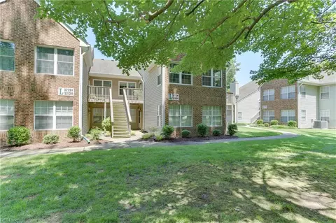 5225 Thatcher Way, Virginia Beach, VA 23456