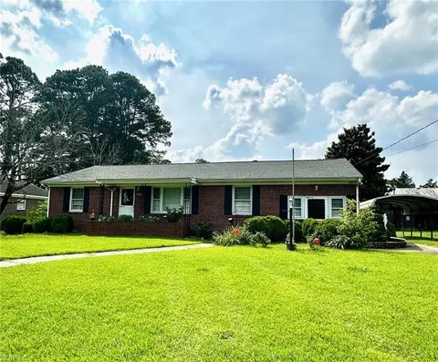 1540 Wilkins Dr, Suffolk, VA 23434