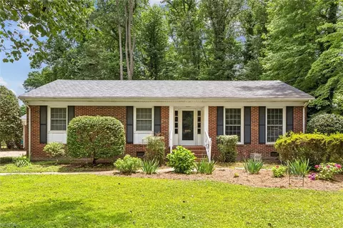 405 Woodroof Rd, Newport News, VA 23606