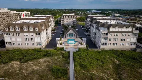 2312 Mariners Mark Way #202, Virginia Beach, VA 23451