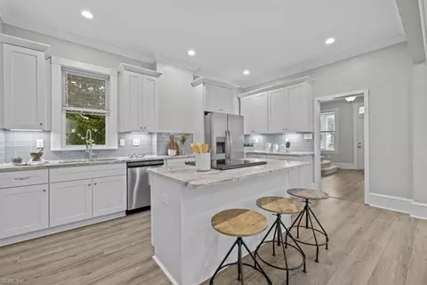 2233 Keller Ave, Norfolk, VA 23509