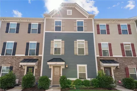 619 Muddy Creek Rd, Chesapeake, VA 23324