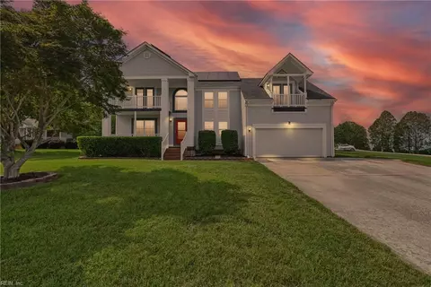 700 Hilltop Ct, Chesapeake, VA 23322