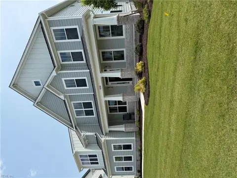 109 Hessian Loop, Chesapeake, VA 23322