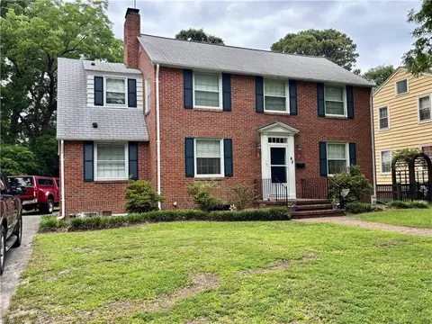 45 Rivermont Dr, Newport News, VA 23601