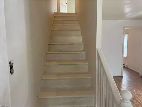 205 Cobb St, Franklin, VA 23851 photo 5