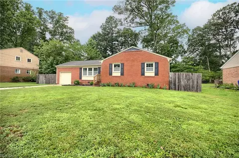 845 Cascade Dr, Newport News, VA 23608