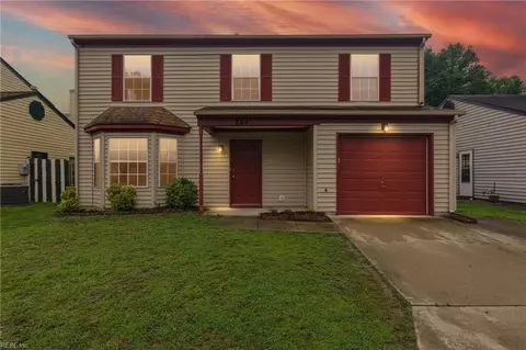 864 Page Pl, Newport News, VA 23608