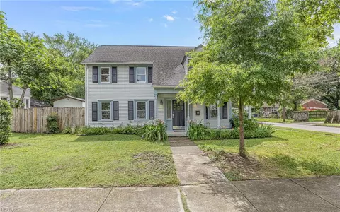 16 Prospect Pw Pkwy, Portsmouth, VA 23702