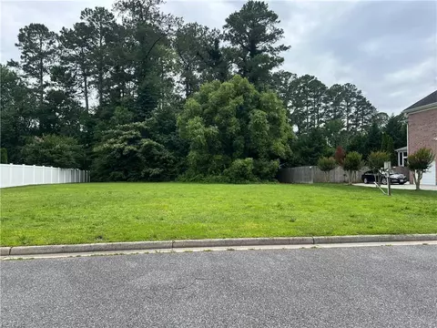 917 Brice Ct, Chesapeake, VA 23322
