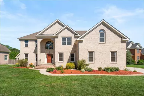 812 Wakedale Arch Arch, Chesapeake, VA 23322