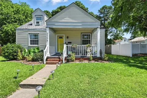2304 Leckie St, Portsmouth, VA 23704