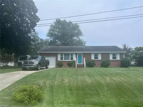 905 Magruder Rd, Smithfield, VA 23430