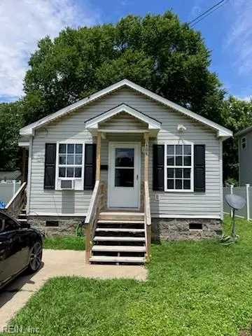 402 Webb St, Suffolk, VA 23434