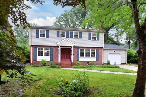 112 Archer Rd, Newport News, VA 23606