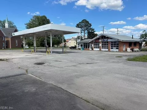 5 W Windsor Blvd, Windsor, VA 23487