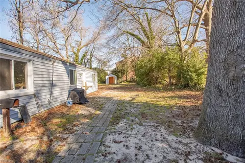 1824 Parkview Ave, Norfolk, VA 23503