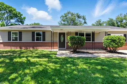 3144 Aaron Dr, Chesapeake, VA 23323