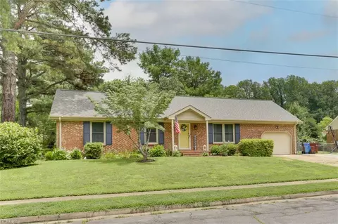 2749 Blacksmith Trl, Chesapeake, VA 23322